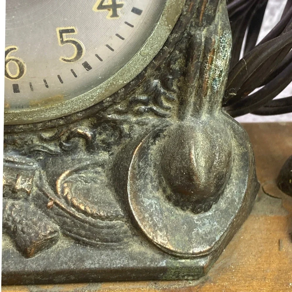 Vintage Galter Products Co Spartus Mantel Clock Electric Horse‎ Country Western